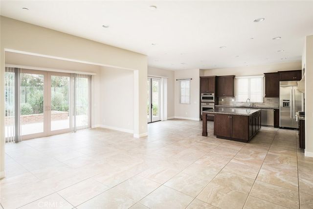 136 Long Fence, Irvine, CA 92602