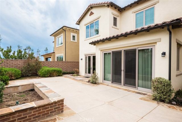 136 Long Fence, Irvine, CA 92602
