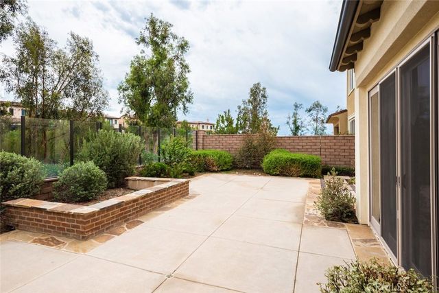 136 Long Fence, Irvine, CA 92602