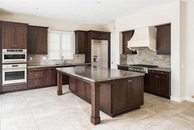 136 Long Fence, Irvine, CA 92602