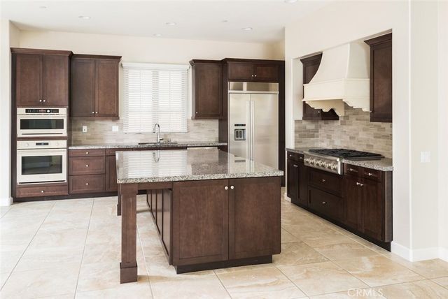 136 Long Fence, Irvine, CA 92602