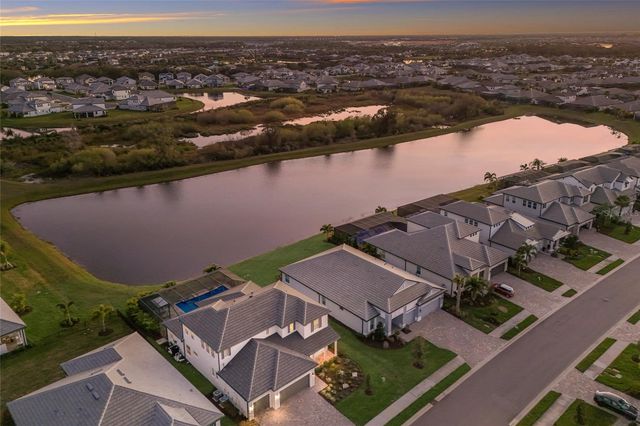 17615 SAVORY MIST CIRCLE, Bradenton, FL 34211