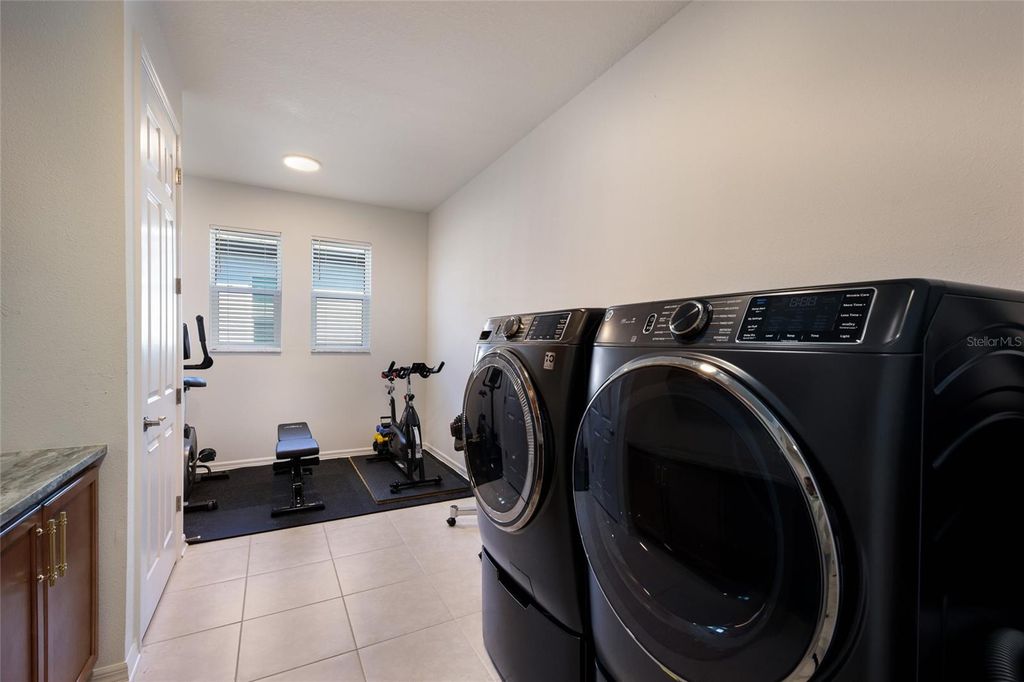 Image 44 of property listing at 17615 SAVORY MIST CIRCLE, Bradenton, FL 34211