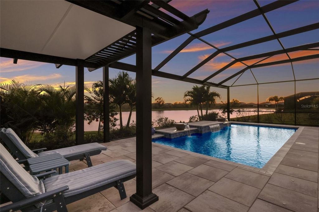 Image 59 of property listing at 17615 SAVORY MIST CIRCLE, Bradenton, FL 34211