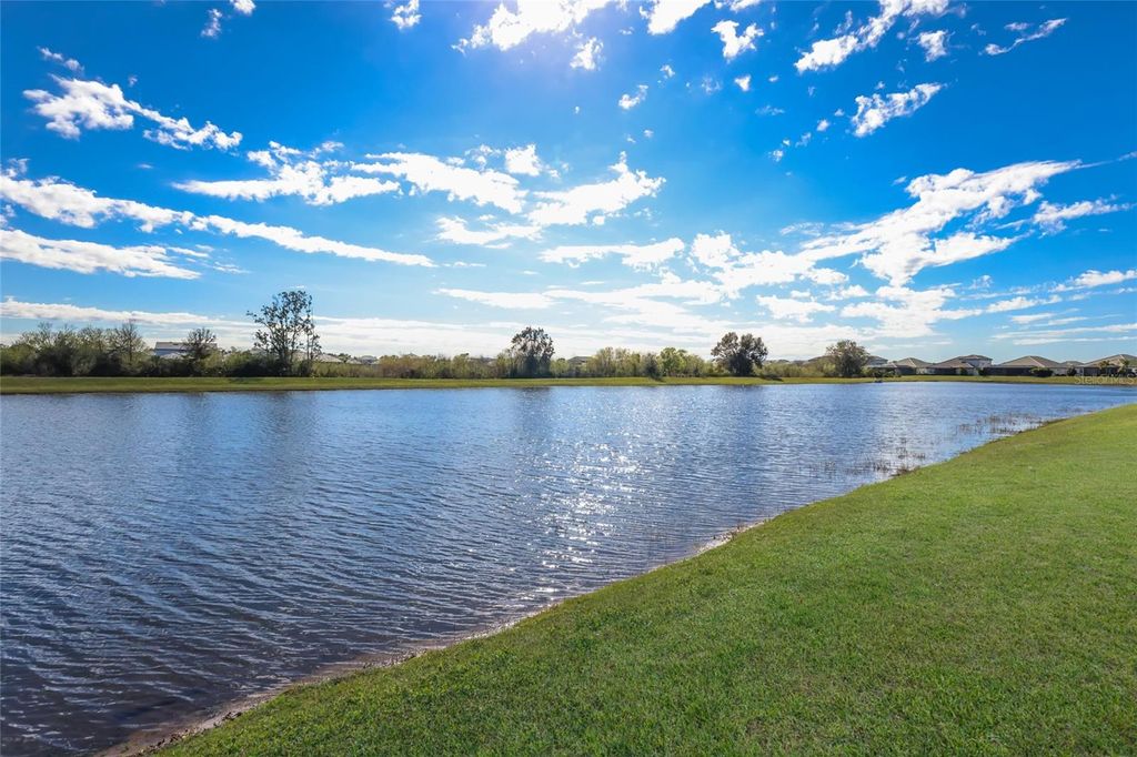 Image 60 of property listing at 17615 SAVORY MIST CIRCLE, Bradenton, FL 34211