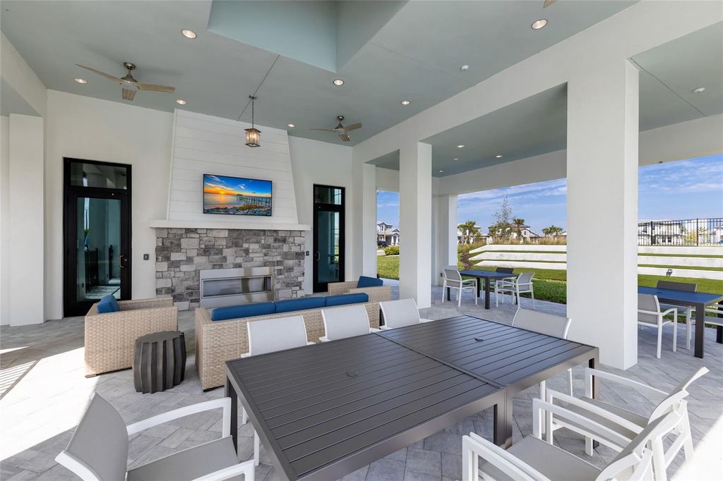 Image 79 of property listing at 17615 SAVORY MIST CIRCLE, Bradenton, FL 34211