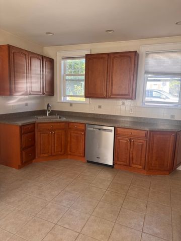234 Washington St 1, Westwood, MA 02090