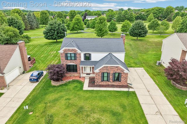 1687 Grandview Drive, Rochester Hills, MI 48306