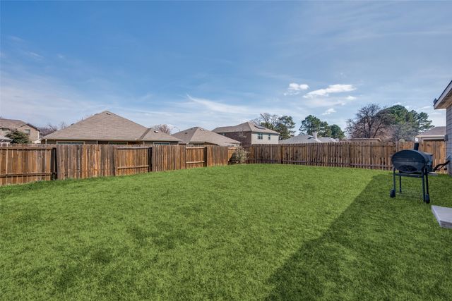 505 Lowery Oaks Trail, Fort Worth, TX 76120
