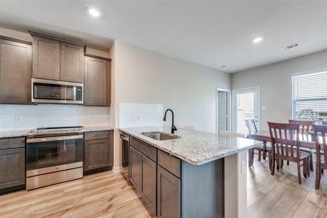 505 Lowery Oaks Trail, Fort Worth, TX 76120