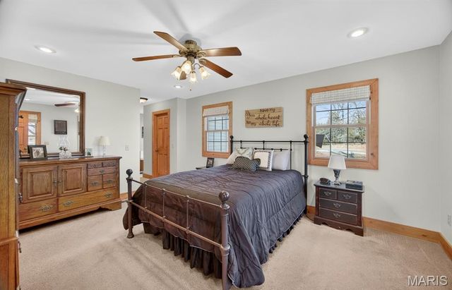 18521 Oak Tree Lane, Phillipsburg, MO 65722