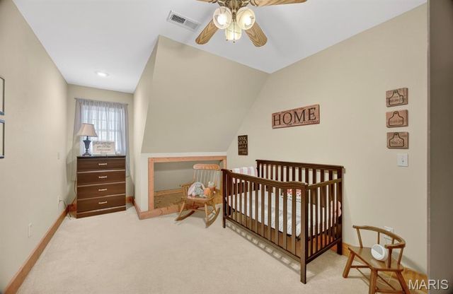 18521 Oak Tree Lane, Phillipsburg, MO 65722