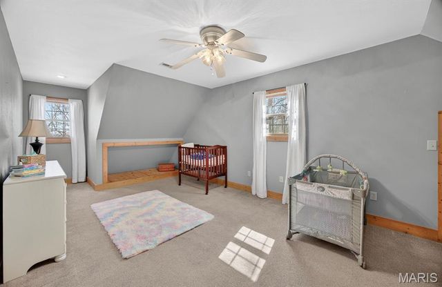 18521 Oak Tree Lane, Phillipsburg, MO 65722