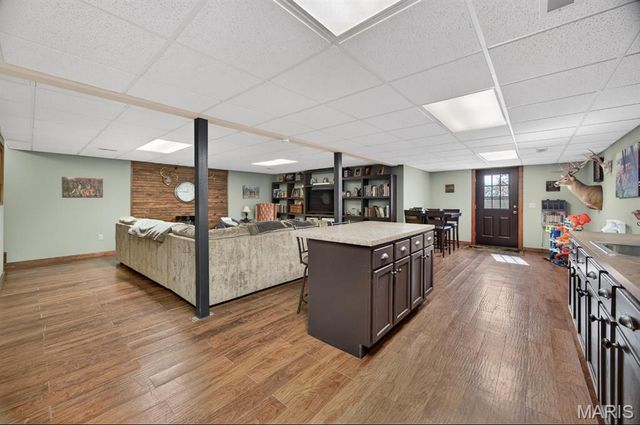 18521 Oak Tree Lane, Phillipsburg, MO 65722