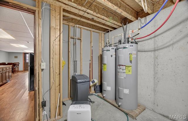 18521 Oak Tree Lane, Phillipsburg, MO 65722