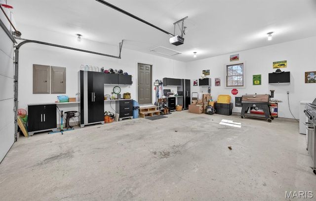 18521 Oak Tree Lane, Phillipsburg, MO 65722