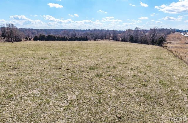 18521 Oak Tree Lane, Phillipsburg, MO 65722