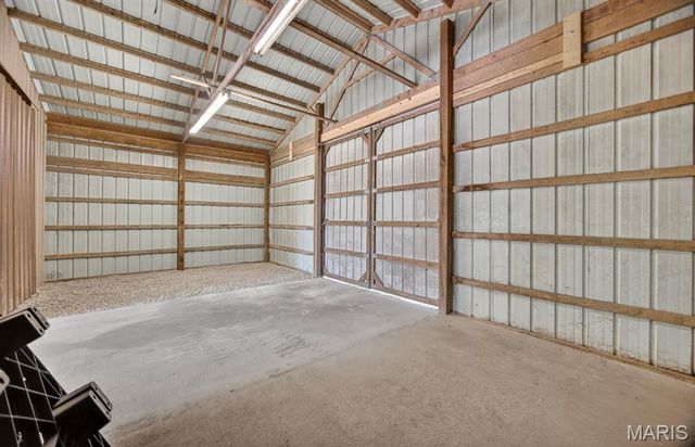 18521 Oak Tree Lane, Phillipsburg, MO 65722