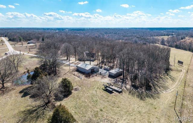 18521 Oak Tree Lane, Phillipsburg, MO 65722