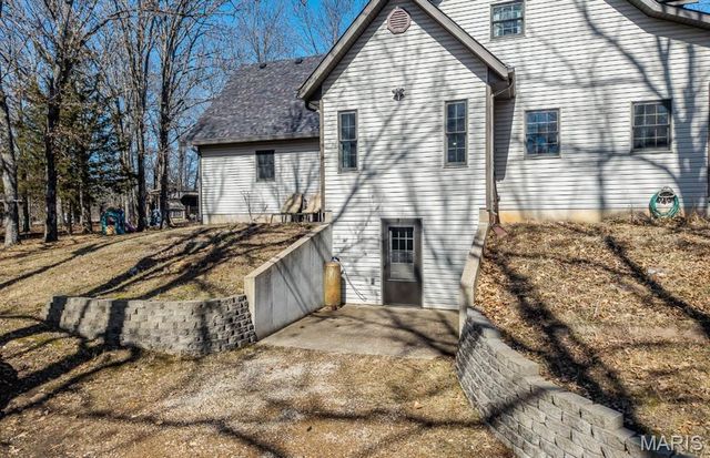 18521 Oak Tree Lane, Phillipsburg, MO 65722