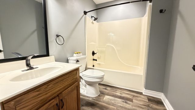 4470 Scottsville Rd, Franklin, KY 42134