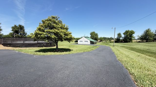 4470 Scottsville Rd, Franklin, KY 42134