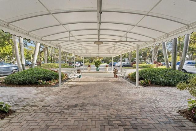 821 Cypress Boulevard 408, Pompano Beach, FL 33069