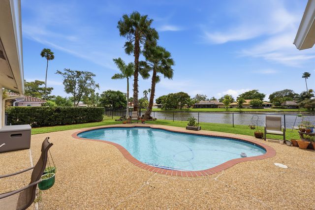 10108 NW 1st Manor, Coral Springs, FL 33071