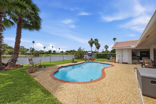 10108 NW 1st Manor, Coral Springs, FL 33071