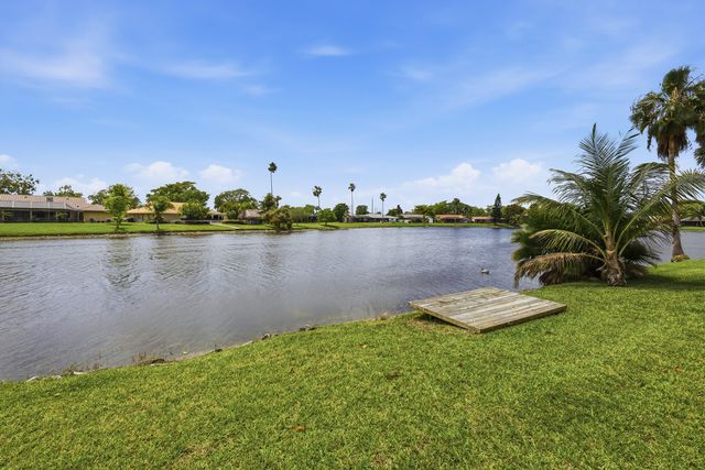 10108 NW 1st Manor, Coral Springs, FL 33071