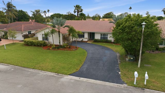 10108 NW 1st Manor, Coral Springs, FL 33071