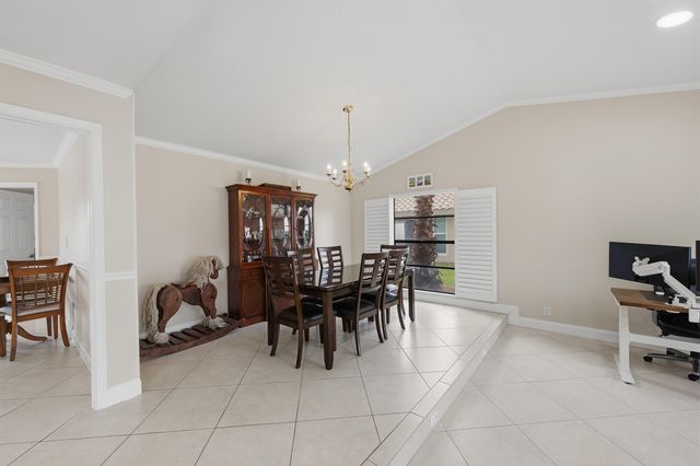 10108 NW 1st Manor, Coral Springs, FL 33071