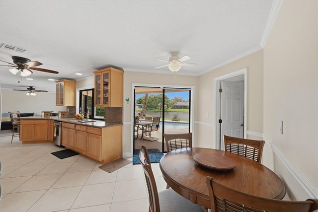 10108 NW 1st Manor, Coral Springs, FL 33071