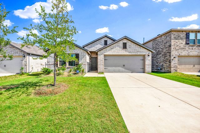 1841 Indian Grass Drive, Royse City, TX 75189