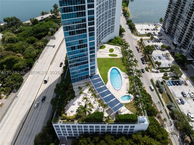 601 NE 36th St 1412, Miami, FL 33137