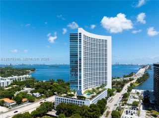 601 NE 36th St 1412, Miami, FL 33137