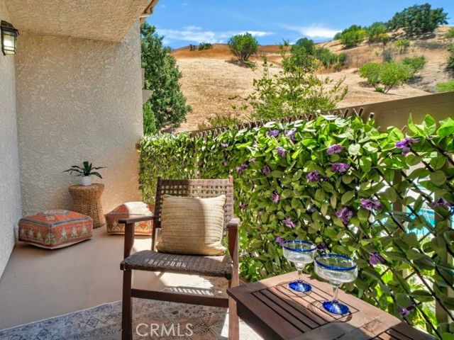 26008 Alizia Canyon C, Calabasas, CA 91302