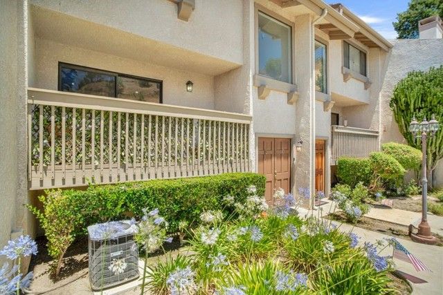 26008 Alizia Canyon C, Calabasas, CA 91302