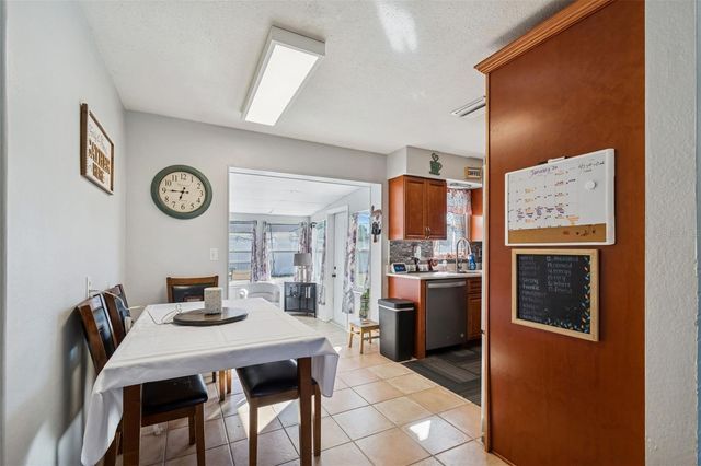 6533 26TH STREET N, St Petersburg, FL 33702