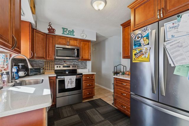 6533 26TH STREET N, St Petersburg, FL 33702