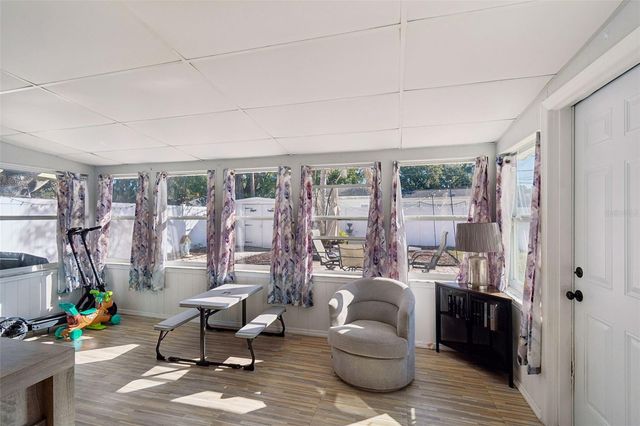 6533 26TH STREET N, St Petersburg, FL 33702