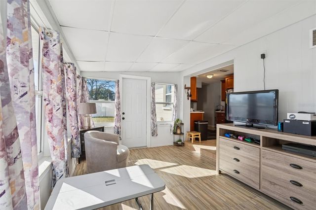 6533 26TH STREET N, St Petersburg, FL 33702