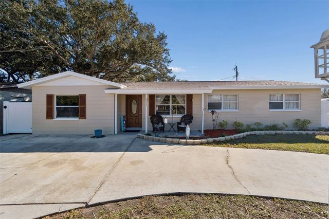 6533 26TH STREET N, St Petersburg, FL 33702