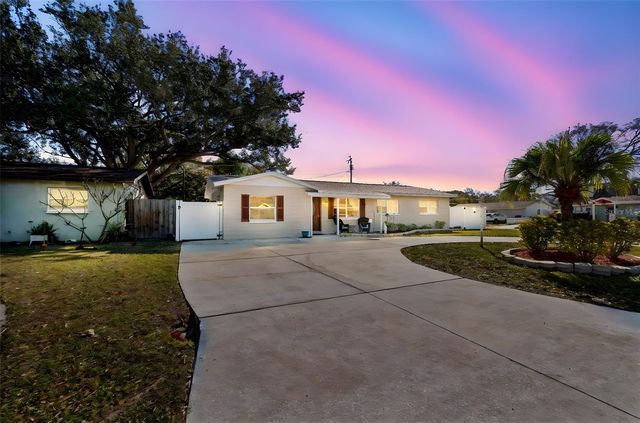 6533 26TH STREET N, St Petersburg, FL 33702