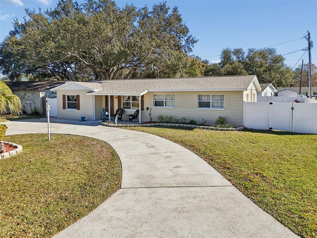 6533 26TH STREET N, St Petersburg, FL 33702