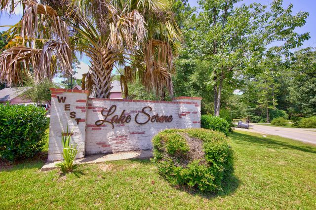 315 Buccaneer Dr., Hattiesburg, MS 39402