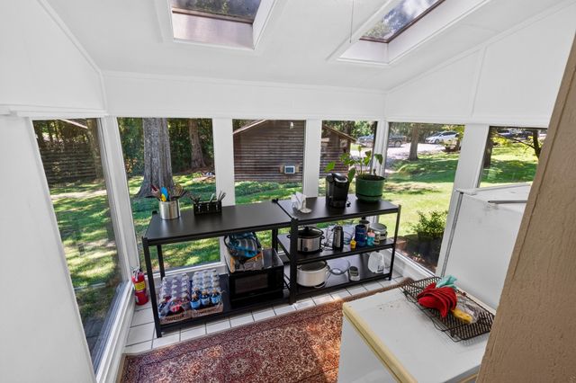315 Buccaneer Dr., Hattiesburg, MS 39402