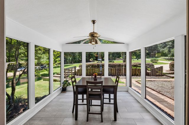 315 Buccaneer Dr., Hattiesburg, MS 39402