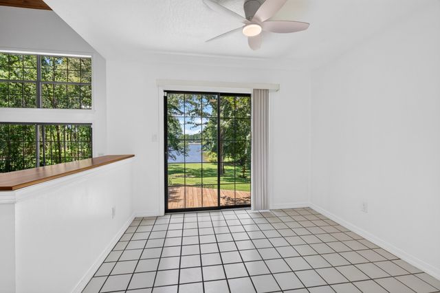 315 Buccaneer Dr., Hattiesburg, MS 39402