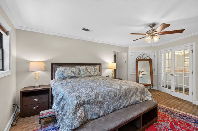 315 Buccaneer Dr., Hattiesburg, MS 39402